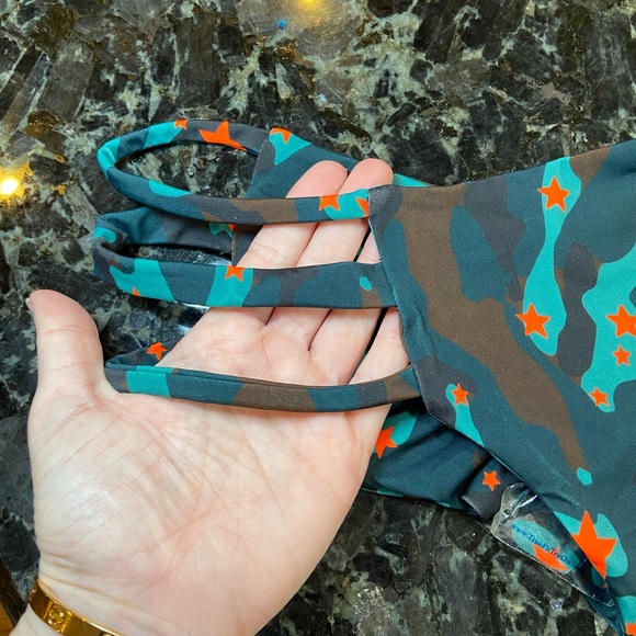 NWT Fede camo print bikini - Picture 4 of 8